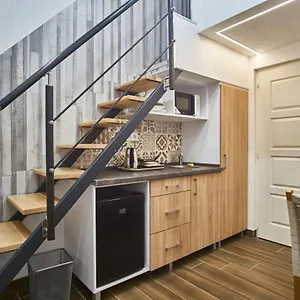 km33-apartments-budapest-hostaid.inbudapesthotels.com/